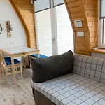 Matroz - Koezvetlenuel A Stranddal Szemben Apartment